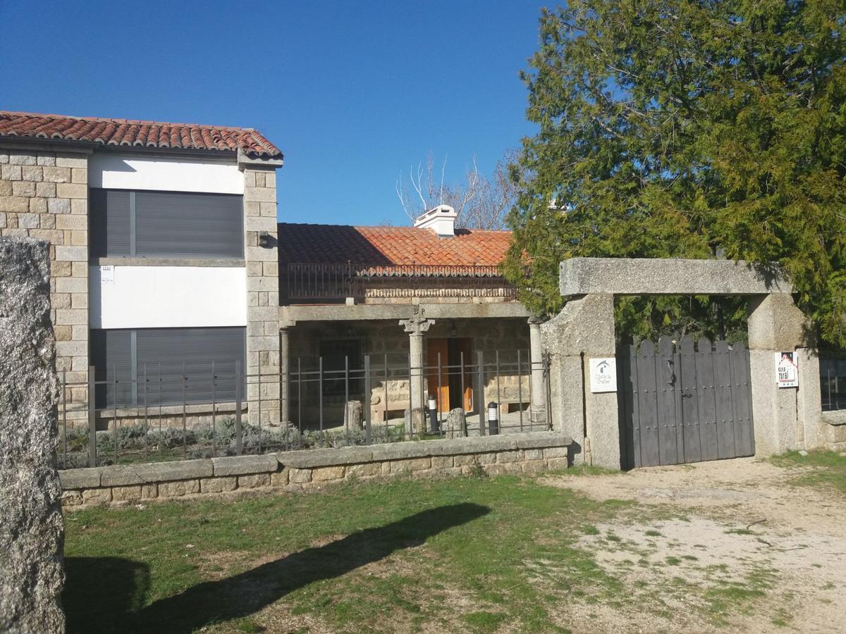 Casa Rural De Benjamin Palencia Villafranca de la Sierra Buitenkant foto